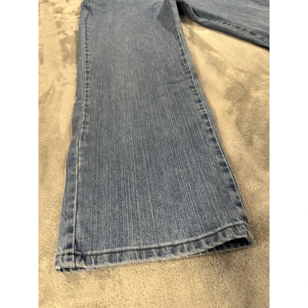 Lee Womens Jeans 16 Short Relaxed Straight Leg High‎ Rise Stretch Light Wash